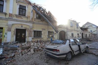 В Хорватии после мощного землетрясения отменили запрет на перемещение