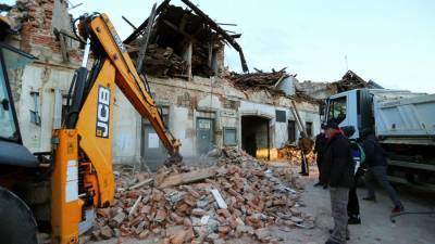 Землетрясение в хорватском городе Глина оставило без жилья 90% населения