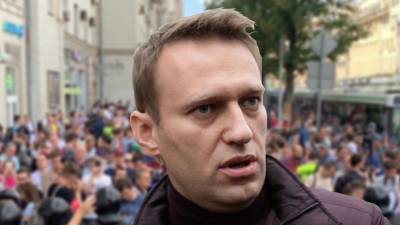 СКР завел на Навального уголовное дело о мошенничестве