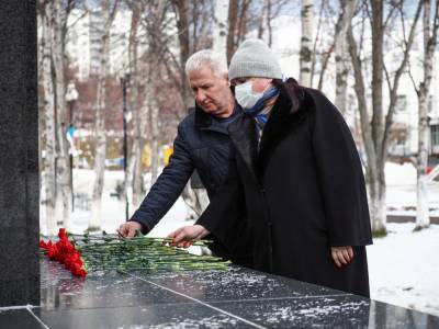Жители Корсаковского района почтили память Неизвестного Солдата
