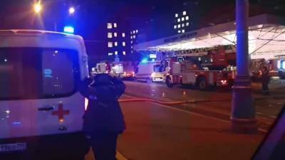 Один человек погиб при пожаре в здании онкоцентра в Москве