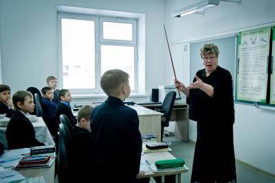 Образовательные учреждения Южного Урала пока не планируют переводить на дистанционную форму обучения