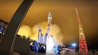 Опубликовано видео старта ракеты «Союз-2» со спутниками «Гoнец-М»