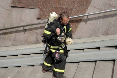 В результате пожара в онкоцентре Москвы погибли двое