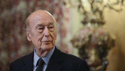 Поддержавший Крым экс-президент Франции умер от COVID-19