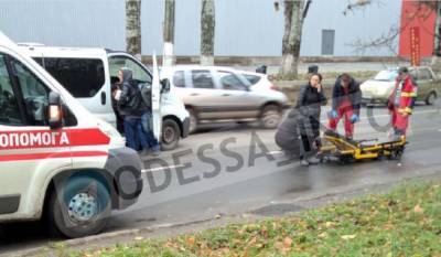 В Одессе сбили пешеходов: кадры с места трагедии