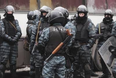 Из "Беркута" в ОМОН: бывшие украинские силовики теперь разгоняют протесты в Беларуси