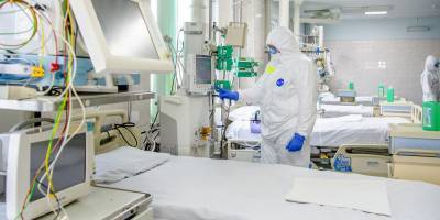 Астраханцы продолжают массово заражаться коронавирусом