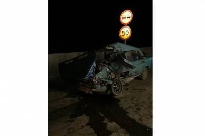 На кубанской трассе в аварии с грузовиком погиб один человек