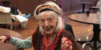 «Непобедимая мама». 102-летняя американка пережила эпидемию «испанки», боролась с раком и дважды переболела коронавирусом