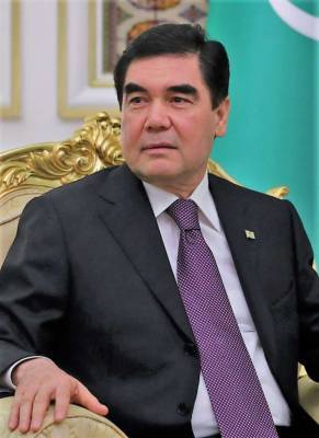 Президент Туркмении на камеру сжег наркотики