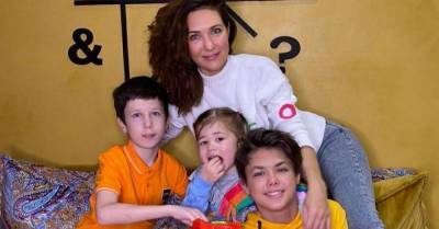 «Чувство, что ты плохая мать»: Климова рассказала о воспитании четверых детей