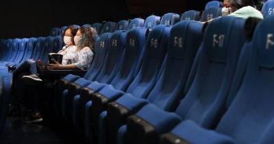 Карантинная культурная индустрия: сколько потеряли кинотеатры и почему боятся нового локдауну