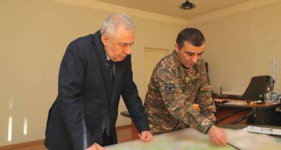 Главы Минобороны Армении и Карабаха обсудили вопросы реорганизации армии и безопасности
