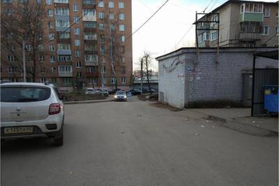 На улице Комбайновой в Рязани сбили ребенка, водитель скрылся