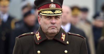 Левитс просит Сейм повторно назначить Калниньша командиром Национальных вооруженных сил