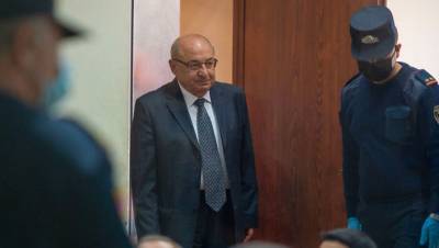 Оппозиция Армении предложила на пост премьера кандидатуру Вазгена Манукяна
