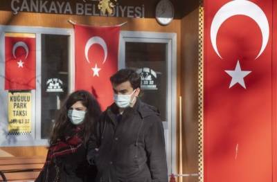 В Турции заявили о нераспространении новых ограничений по COVID на туристов