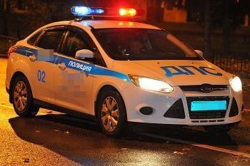 Водитель сбил женщину у банка в Вологде и бросил на дороге