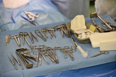 Детского хирурга в Дагестане уволили за вымогательство