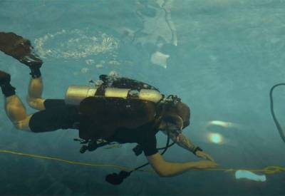 Водолазы-разведчики «Азова» готовятся отражать атаки врага под водой