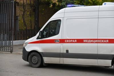 Микроавтобус со школьниками попал в аварию на Кубани