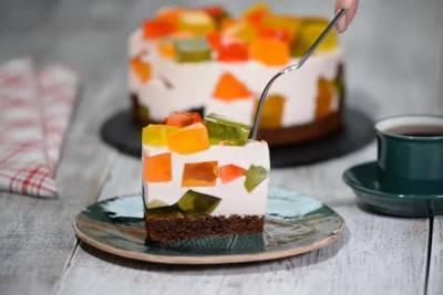 Рецепт дня: торт Битое стекло – любимое лакомство взрослых и детей