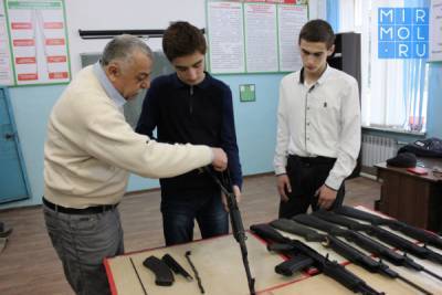 Учебные сборы старшеклассников проходят в Дагестане