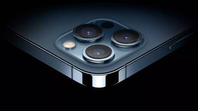 iPhone 12 Pro Max уступил OnePlus 8T в "слепом" тесте камеры