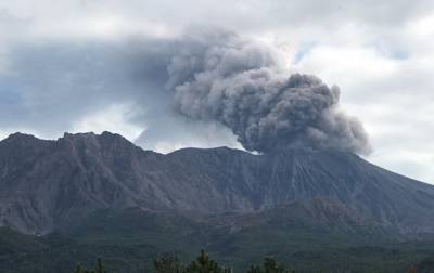 В Японии произошел взрыв вулкана