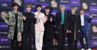 Участники K-pop группы BTS получили отсрочку от армии до 30 лет