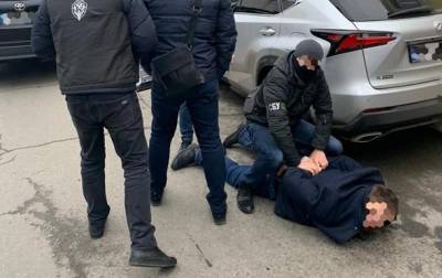 В Харькове чиновник из гослаборатории пытался подкупить прокурора