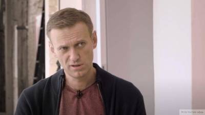 Блогер Навальный готов стать "экстремистом" ради жизни на Западе