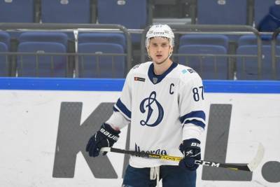 Шипачёв набрал 700-е очко в КХЛ