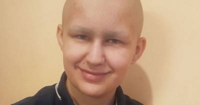 Неходжкинская лимфома поразила 13-летнего Антона: ему нужна ваша помощь