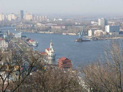 Верховная рада запретила судам под флагом России ходить во внутренних водах Украины