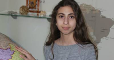 В Калининградской области собирают деньги на слуховые аппараты для 13-летней школьницы