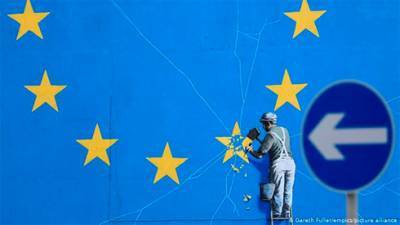 Послы 27 стран ЕС запустили процедуру одобрения сделки Брюсселя и Лондона