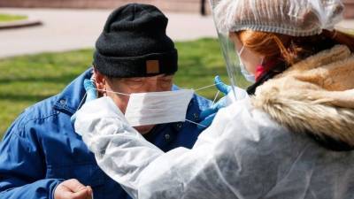 На близких не начхать: россияне сплотились на фоне пандемии