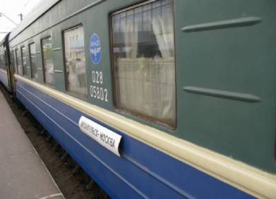 Мама не успела: одинокий 6-летний мальчик с багажом найден в поезде «Москва - Архангельск»