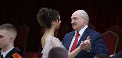 Лукашенко выбрал себе новую партнершу