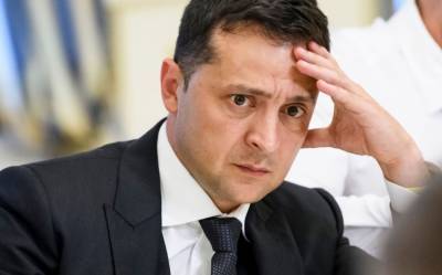 Политолог рассказал о двух главных ударах для Украины уходящего 2020-го