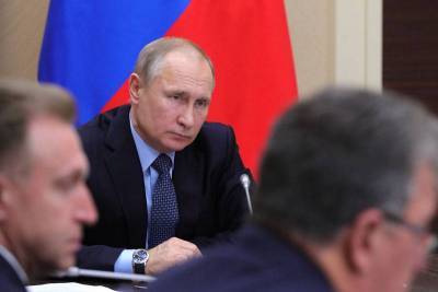 Путин подписал закон о новом порядке исчисления МРОТ и прожиточного минимума