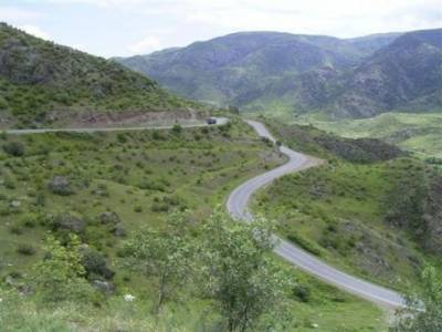 Армения ищет альтернативные дороги на новой границе с Азербайджаном