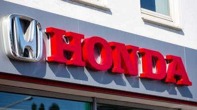 Honda назвала сроки окончания продаж в России