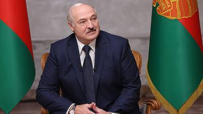 Лукашенко упрекнул оппозицию в попытках уничтожить Белоруссию