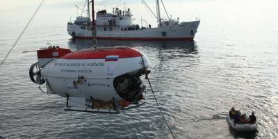 Спасателям, работающим в районе крушения траулера "Онега" будет помогать подводный робот