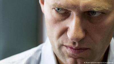 Алексею Навальному грозит реальный срок по делу "Ив Роше"