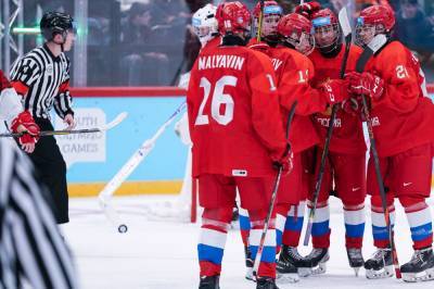 Хоккеист сборной России рассказал о провокациях со стороны игроков сборной США на МЧМ-2021