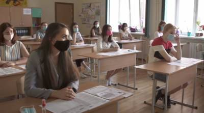 Украинских выпускников ждет денежное вознаграждение после сдачи ЗНО: кто имеет право на премии